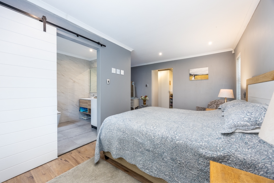 4 Bedroom Property for Sale in Wellway Park Western Cape